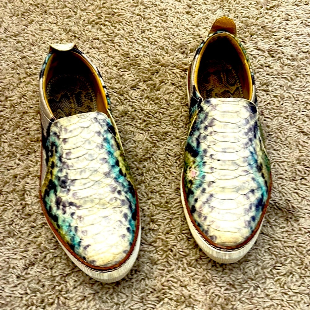 Liebeskind Berlin python loafers. Size 38.